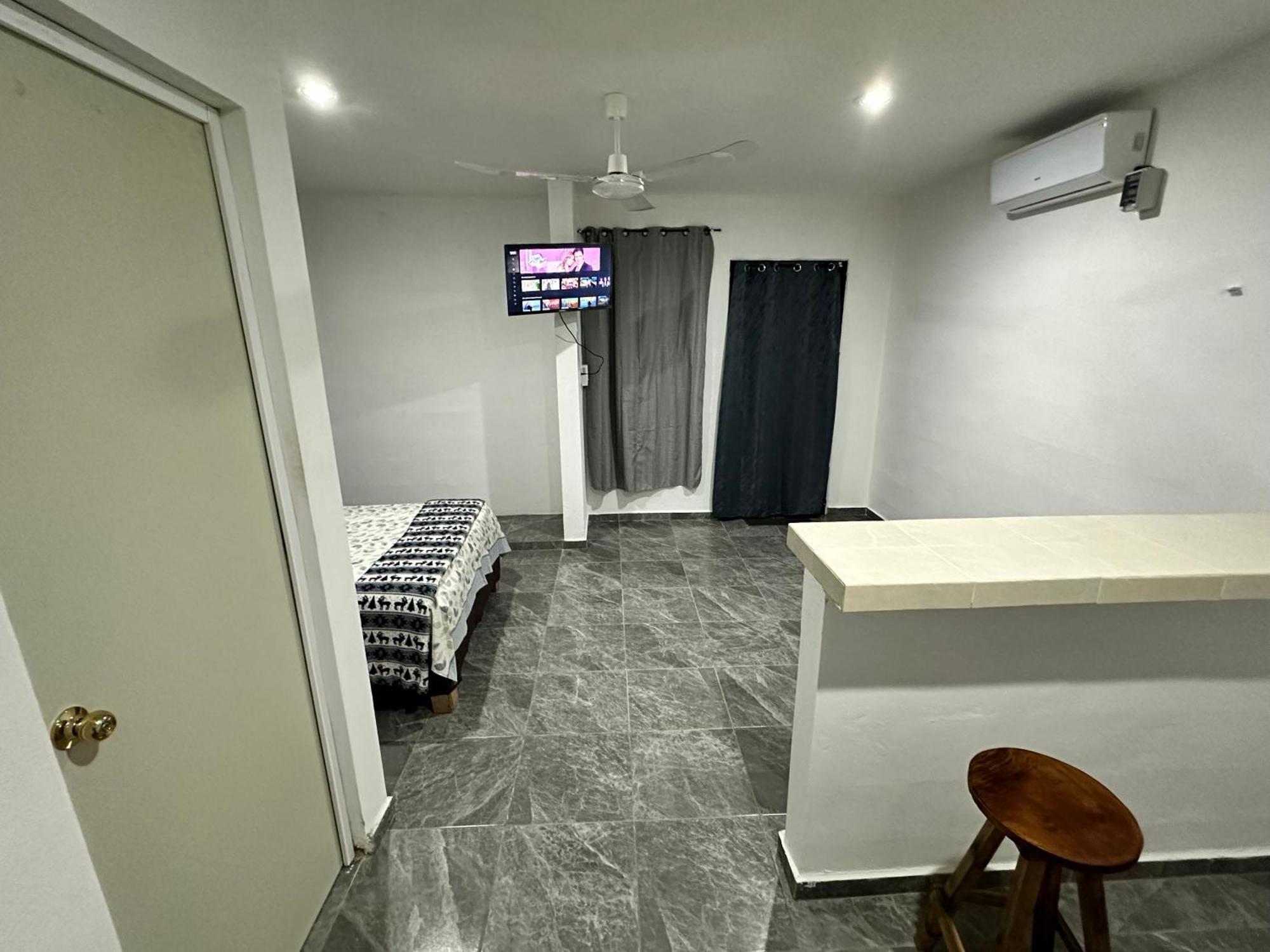Appartamento Departamento 48 Street Valladolid  Esterno foto